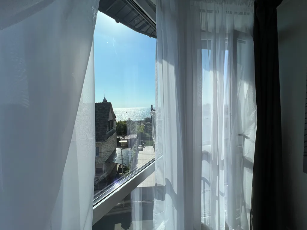 Прибрежные апартаменты с шикарным видом на море