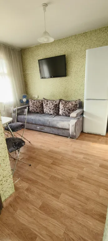 Хорошая квартира рядом с Планетой