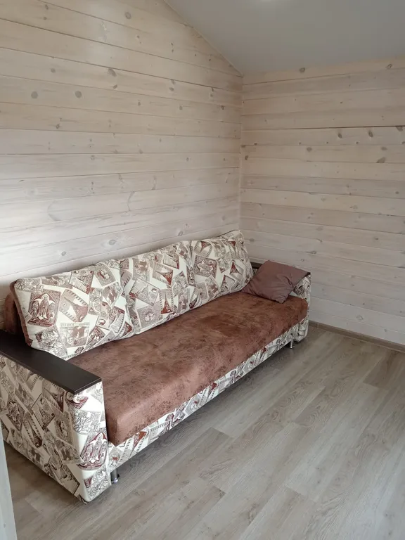 Частный дом в тихом месте в черте города