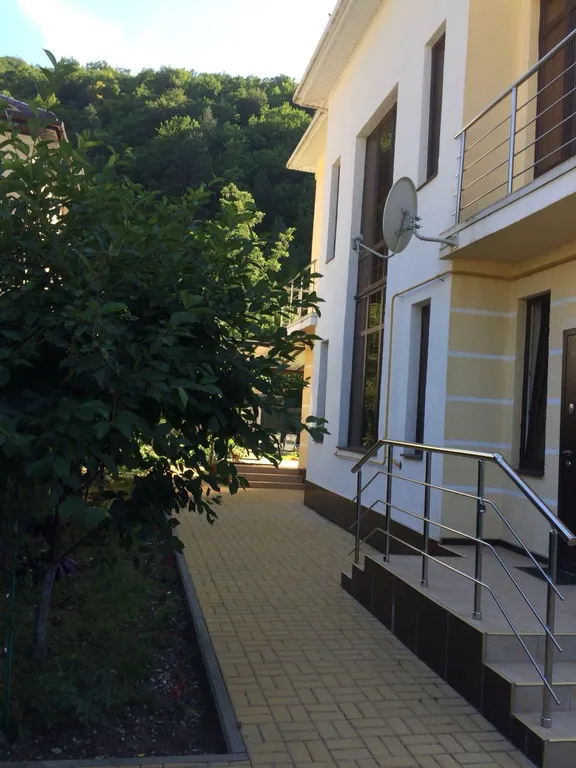 Коттедж Дом в лесу — аренда посуточно в Возрождение