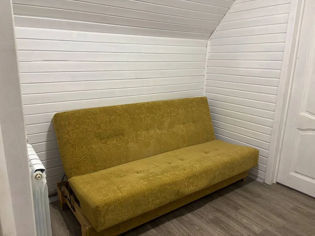 Бревенчатый дом в центре с баней и мангалом