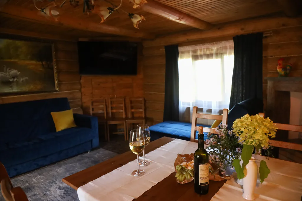 Дом у реки Аять