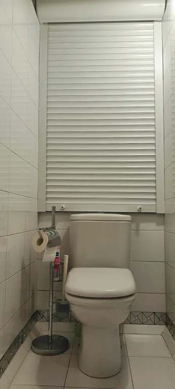 Комната для женщины или девушки рядом с метро