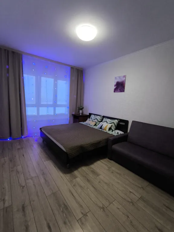 Квартира Квартира Шикарная трёшка с двумя санузлами — Новосибирск