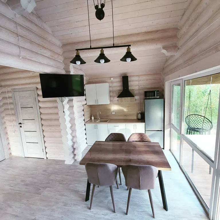 Дом у родника на острове