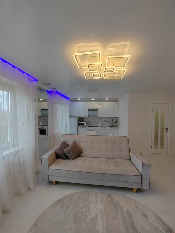 Студия с дизайнерский ремонтом