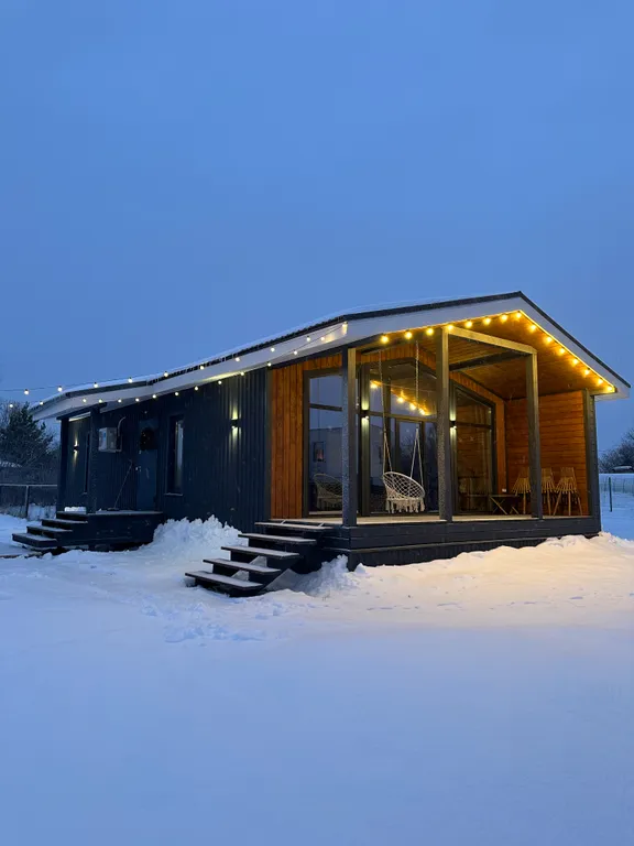 Уютный дом рядом с озером