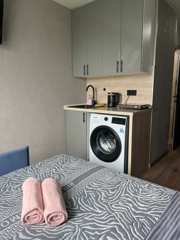 Уютная студия с кондиционером и видом на море