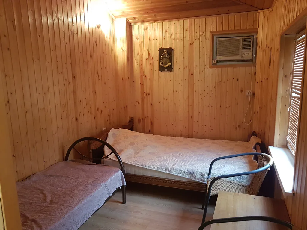 Домик на берегу Азовского моря