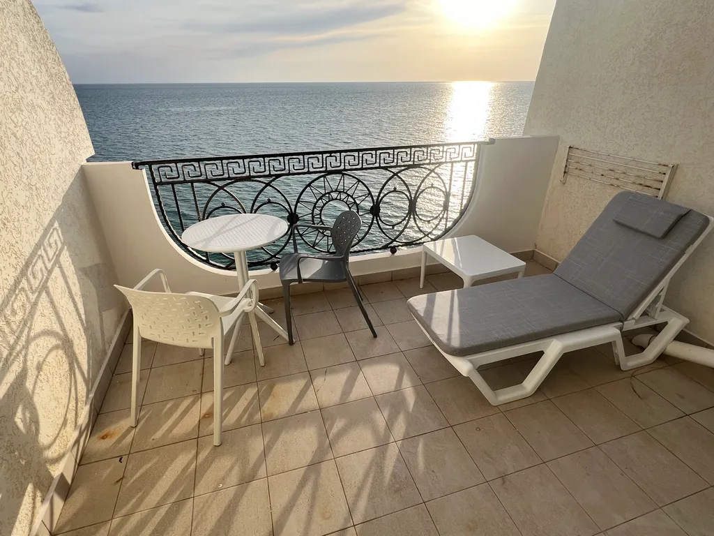 Квартира у моря на пляже — аренда посуточно в Кача