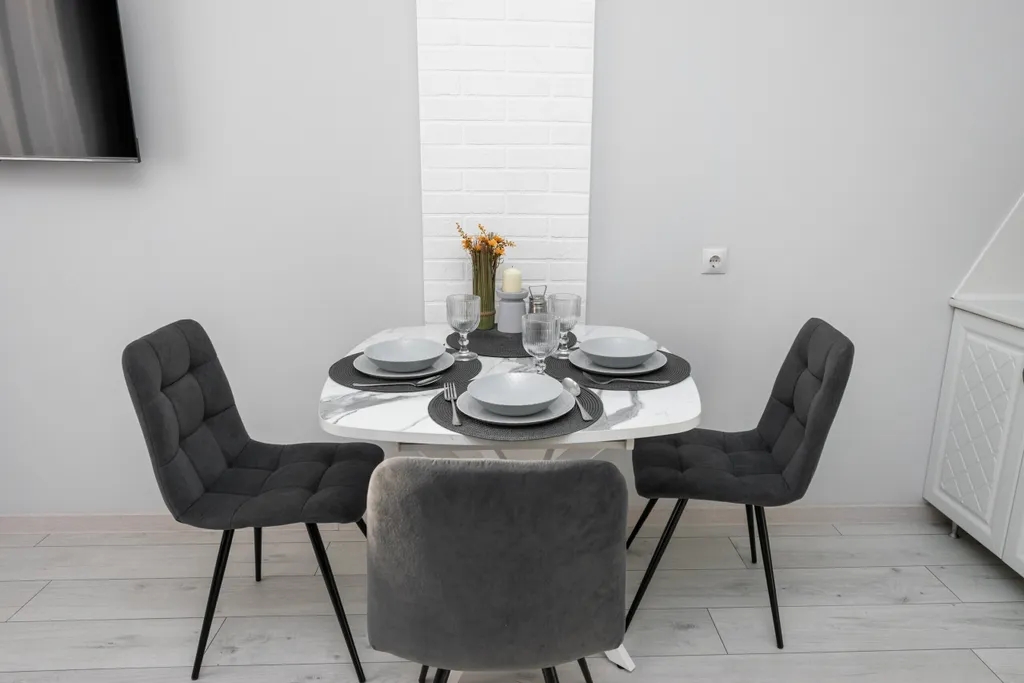 День Ночь - шикарная изюминка Purple в тихом центре