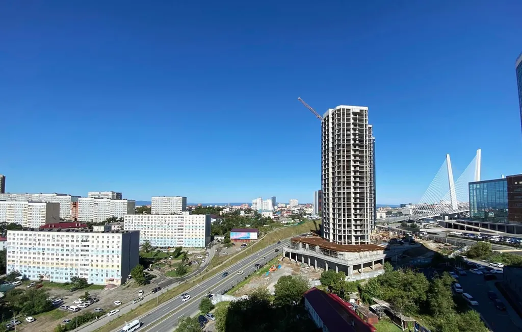 Прекрасная светлая студия у бухты Золотой рог