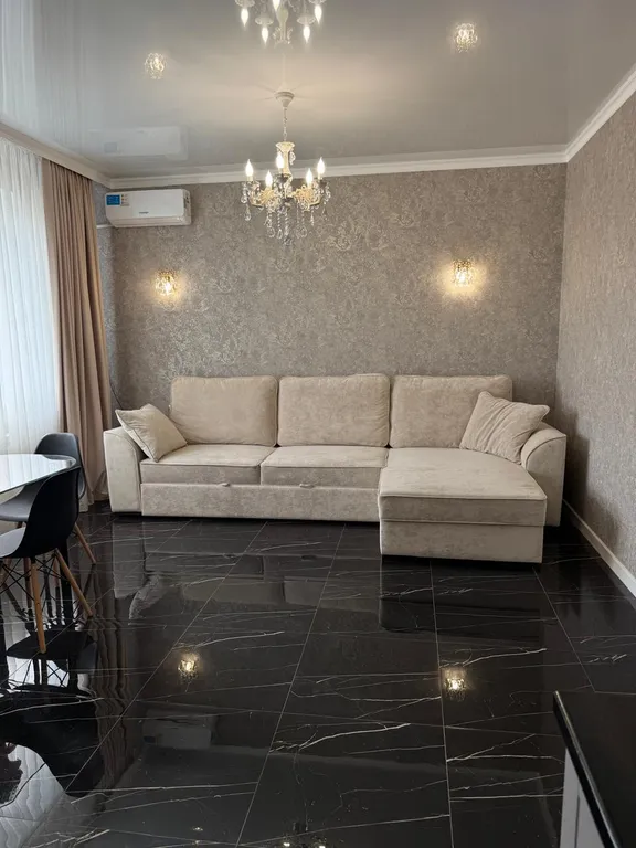 Красивая 2 комнатная квартира в центре