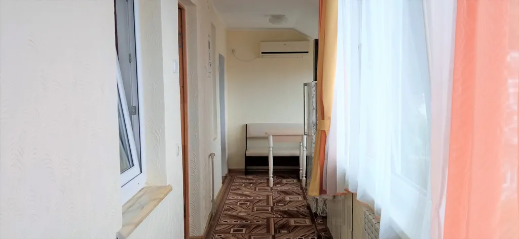 Коттедж Квартира с видом на море для семьи в 5-6 минутах от пляжа — аренда посуточно в Ялта