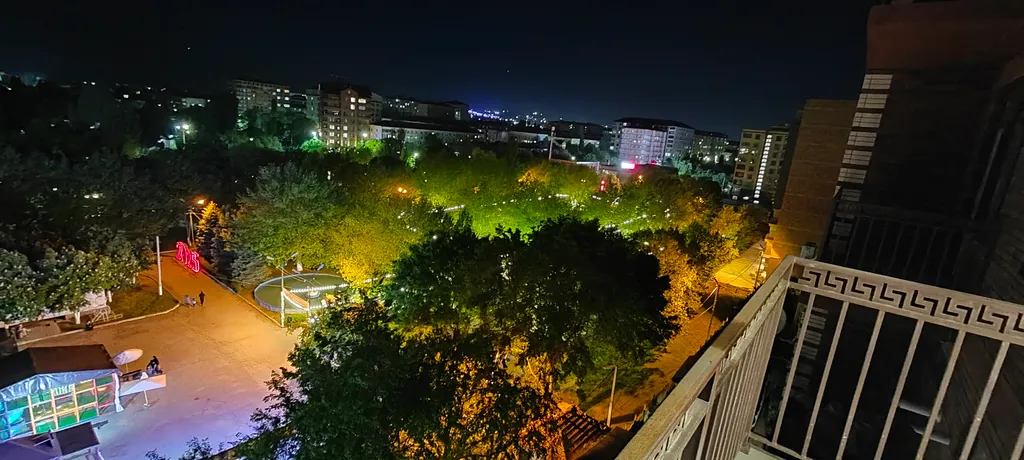 Уютная, новая  квартира в центре города с видом на гору Пушкинтау