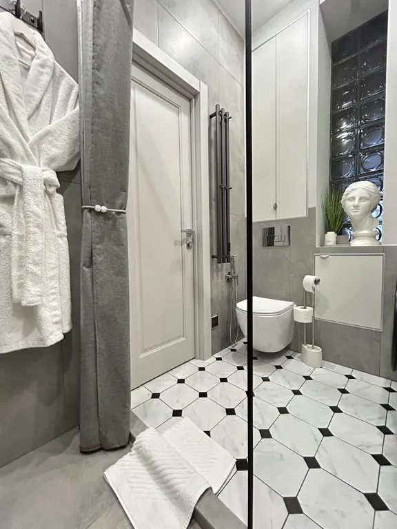 Уникальная видовая 2-комнатная студия в историческом центре