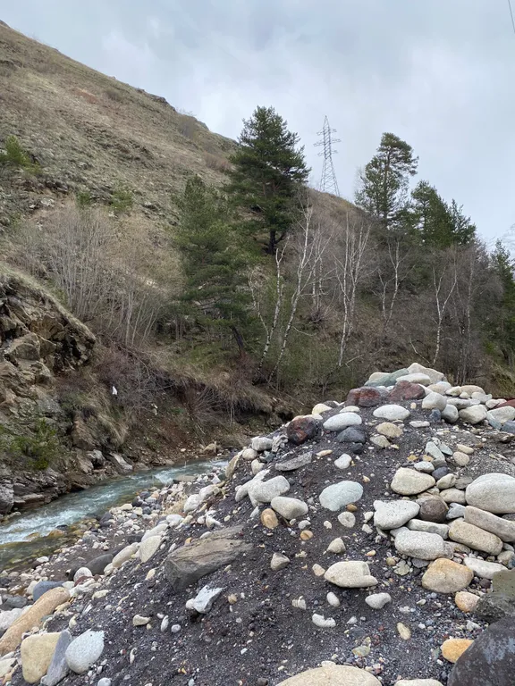 Malkar house с видом на гору Чегет