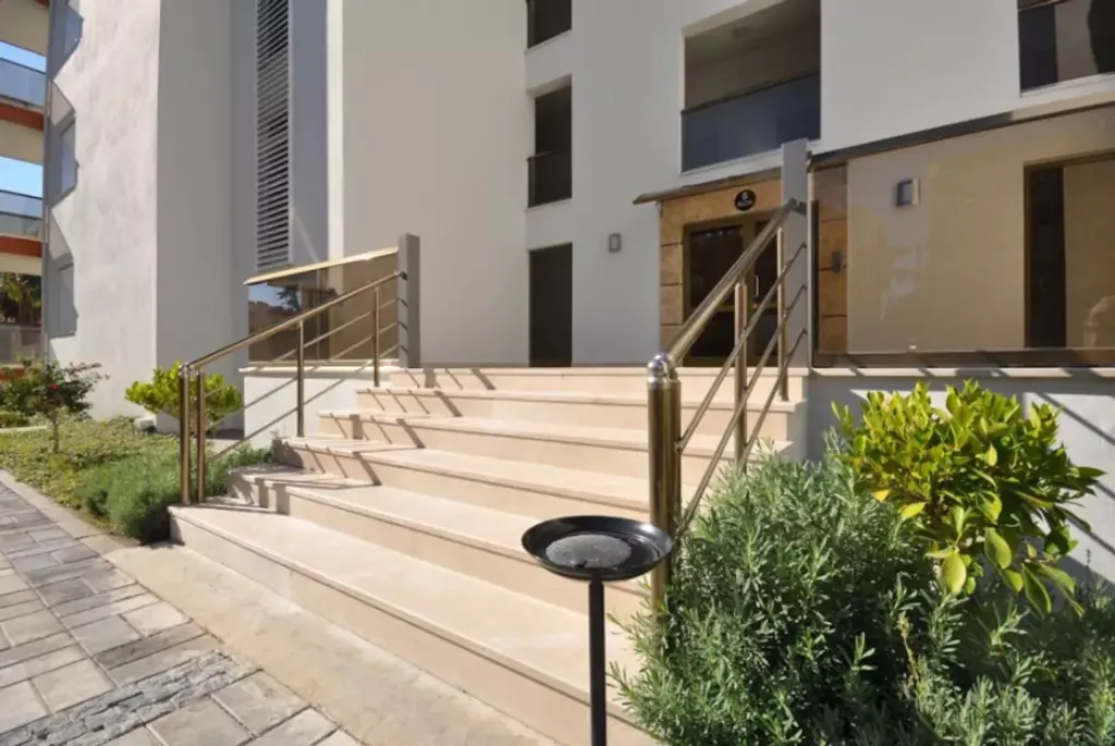 Целая квартира у моря