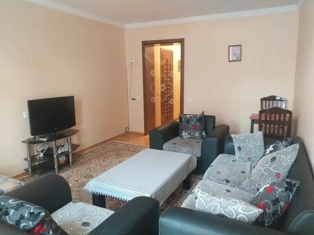 Квартира в центре, в старинном архитектурном доме