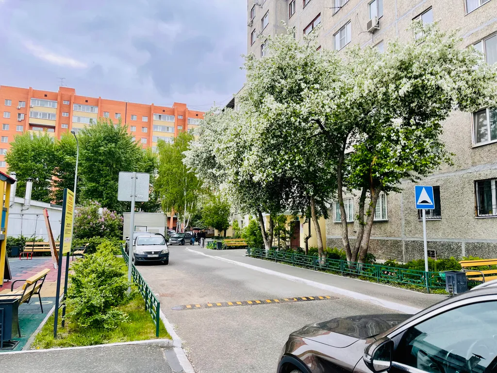 Квартира 2-комнатная Квартира — Тюмень
