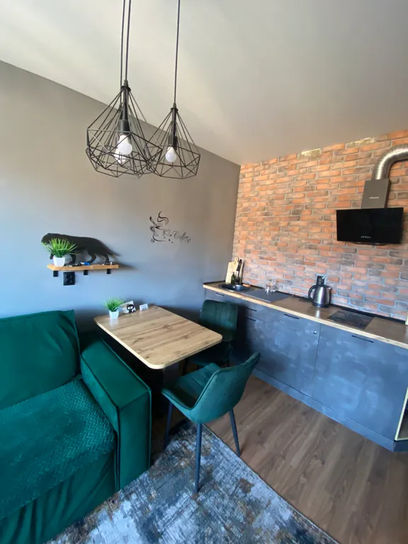 Квартира с дизайнерским ремонтом в стиле лофт