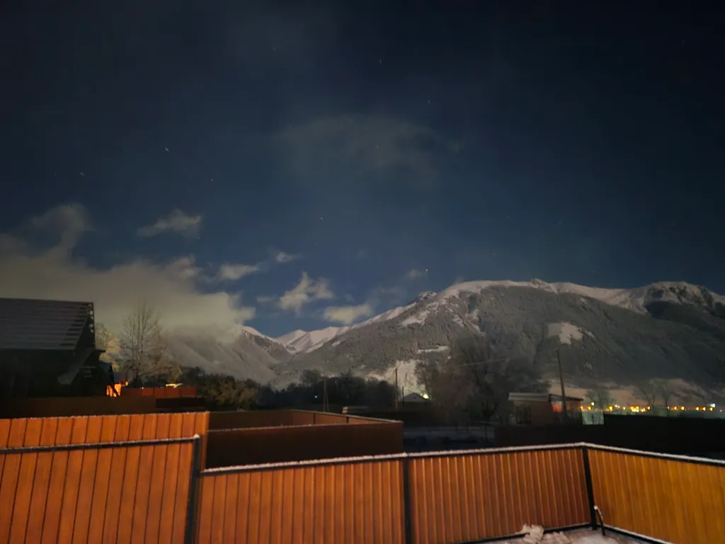 Уютный дом в горах