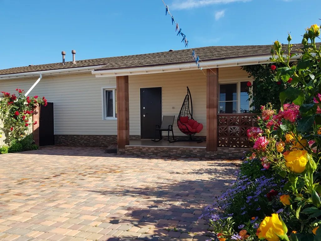 Коттедж Трёхкомнатный дом у моря под ключ в пригороде — аренда посуточно в Заозёрное