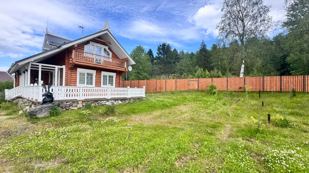 Усадьба у подножия горы Хийденвуори