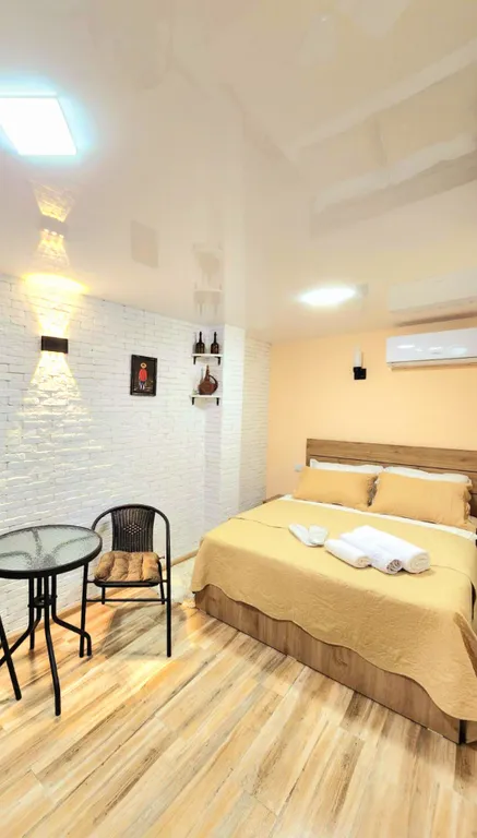 Уютная студия небольшая в центре старого города