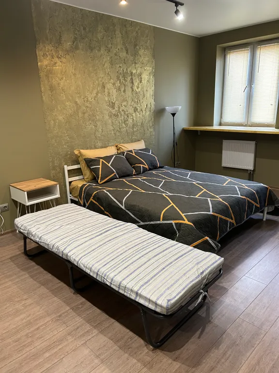 Студия с дизайнерским ремонтом