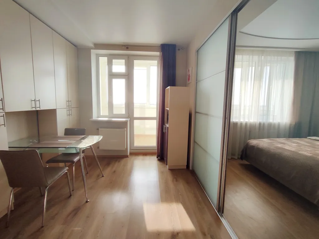 Квартира Квартира возле ТЦ Апельсин — Севастополь