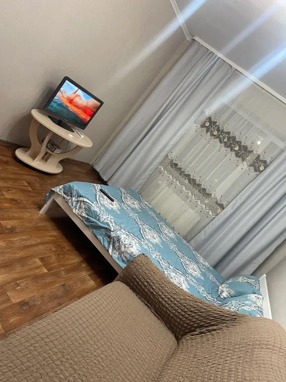 Однокомнатная квартира рядом с парком и стадионом Галицкого