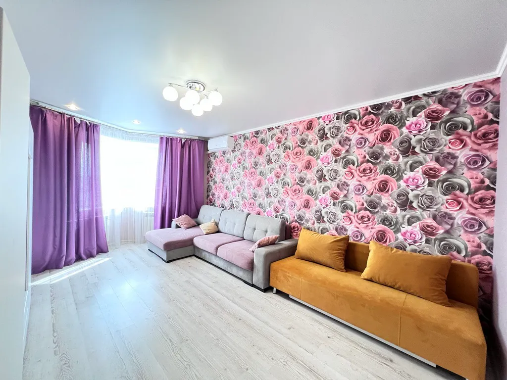 Двухкомнатная ЦЕНТР новый дом