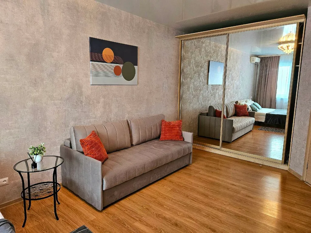 Просторная квартира у ТРЦ Рубин