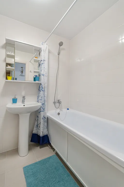 Улучшенный просторный апартамент у метро Котельники