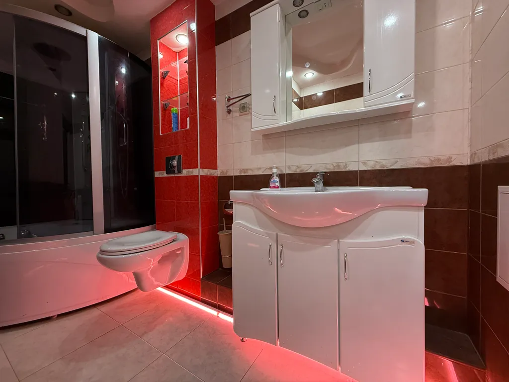 Тут хорошо на Щорса