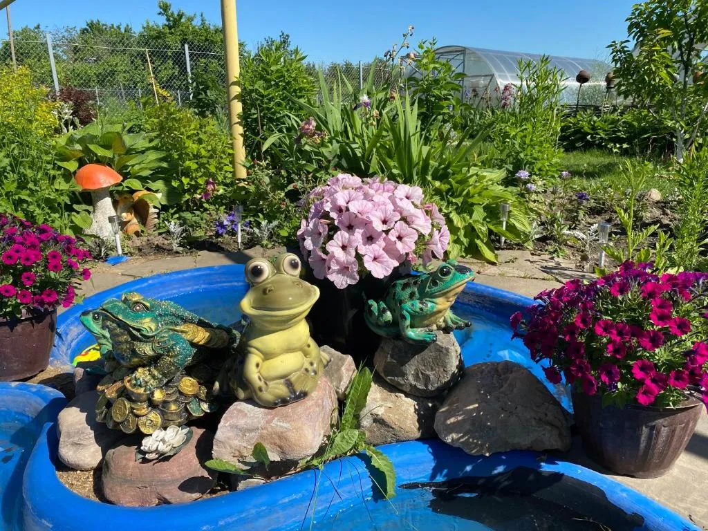 Студия с видом на сад в частном доме