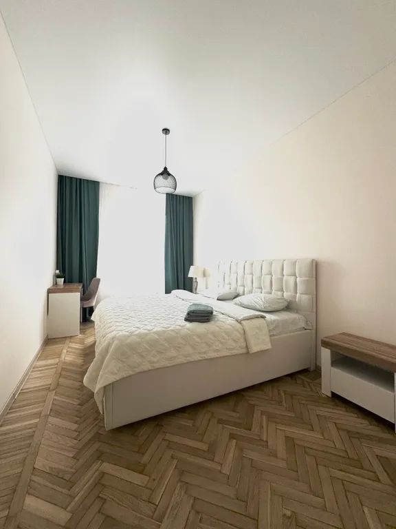 Квартира 4-комнатный апартамент в центре — Минск