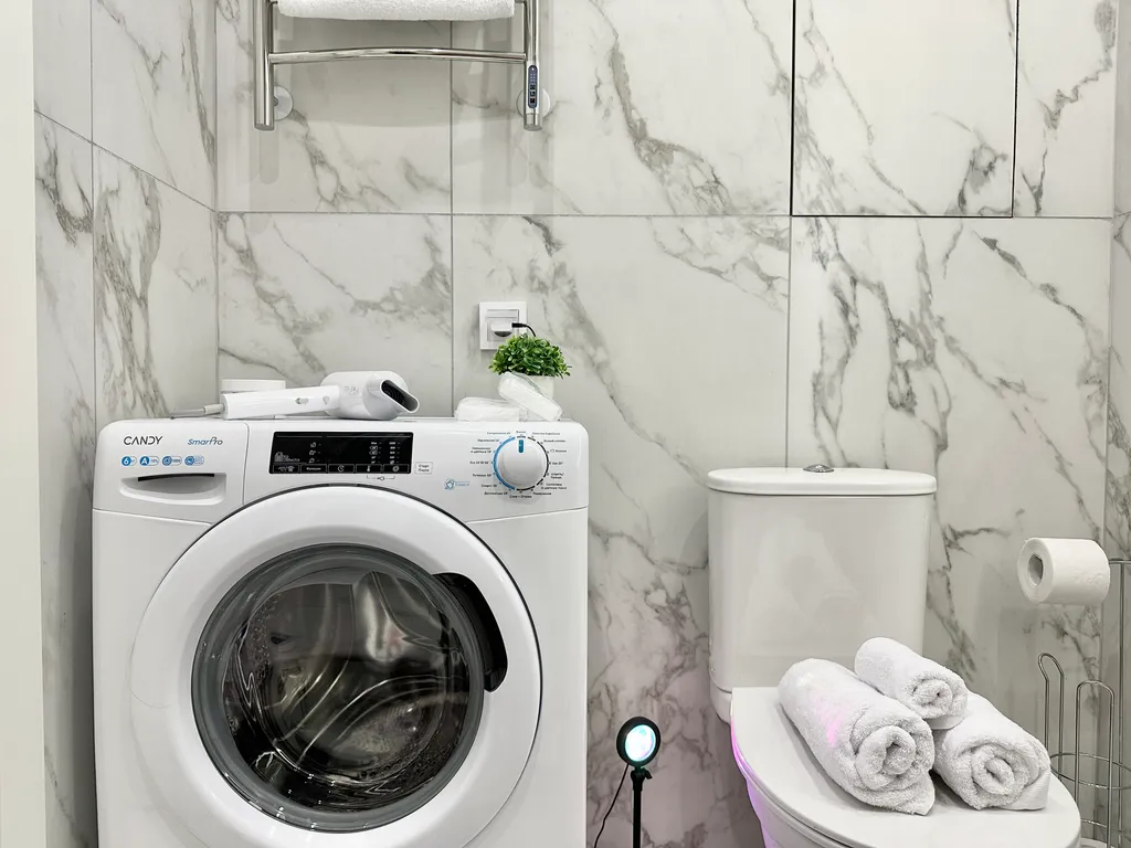 Светлая 1-комнатная квартира с дизайнерским ремонтом