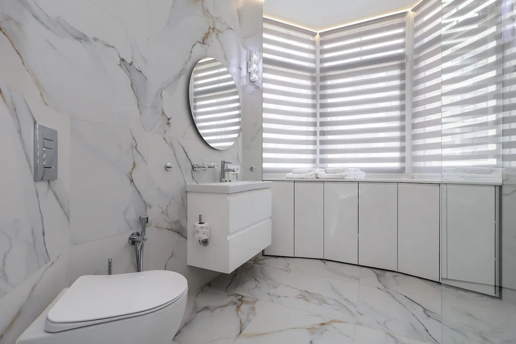 Уютная двухкомнатная квартира с дизайнерским ремонтом возле моря