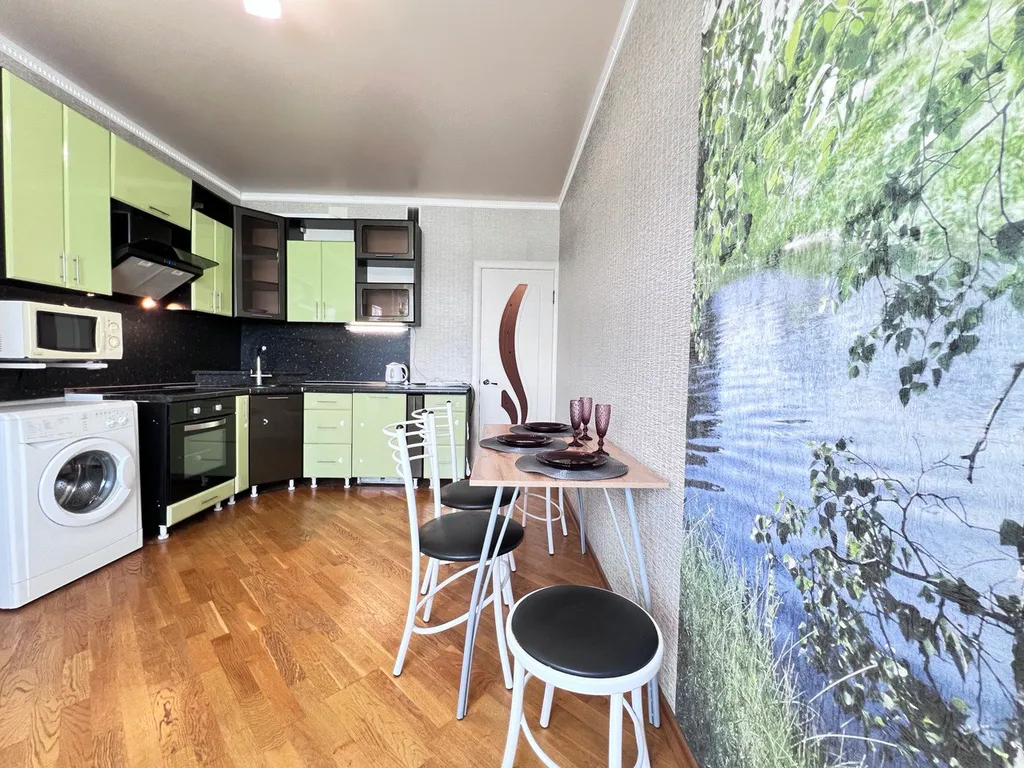 Двухкомнатная, БОЛЬШАЯ, ЦЕНТР