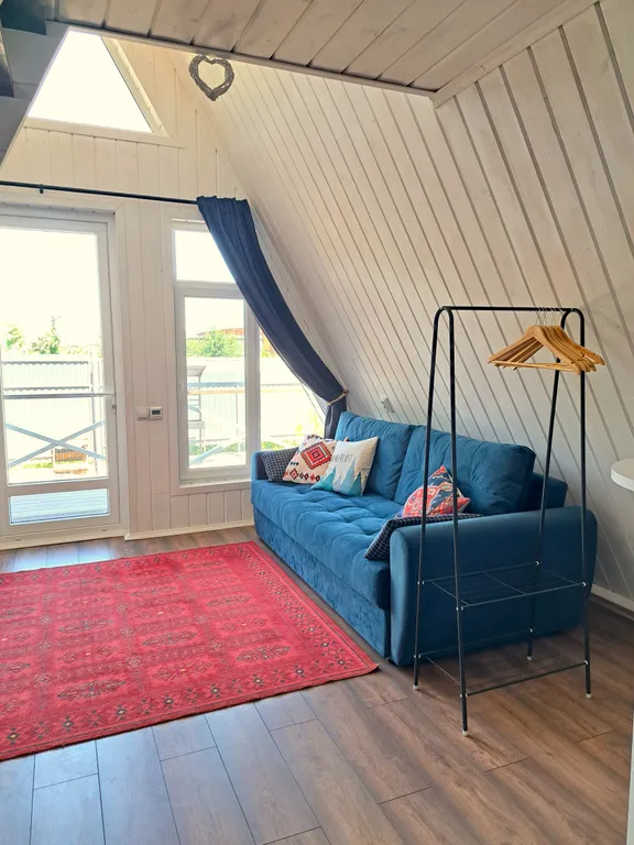 Домик у реки