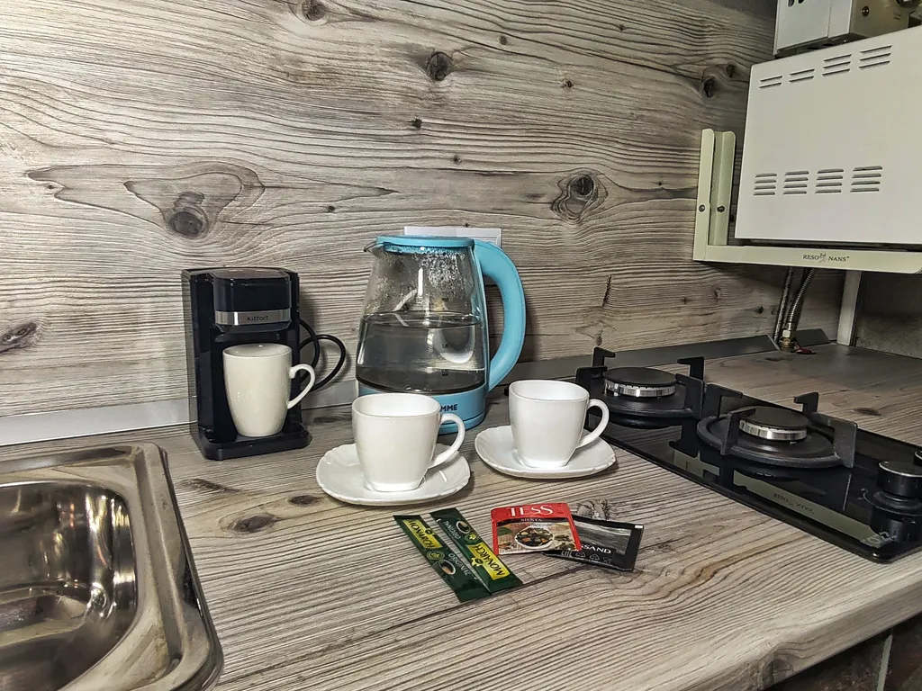 Уютно - и точка с парящей кроватью