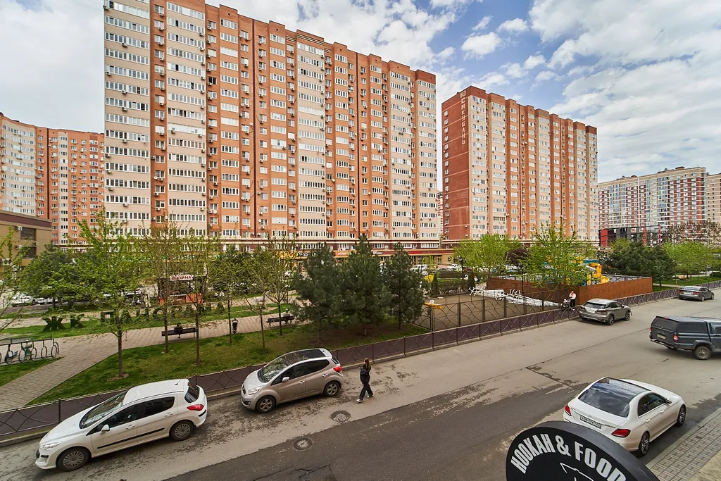 Квартира Апартаменты LikeHome Gold рядом с парком Галицкого — Краснодар