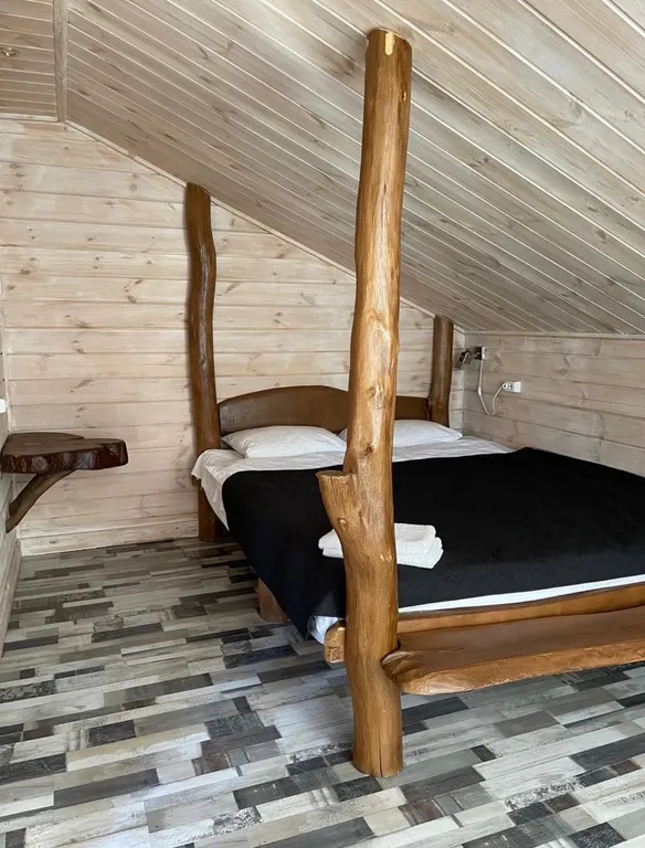 4-комнатная Квартира