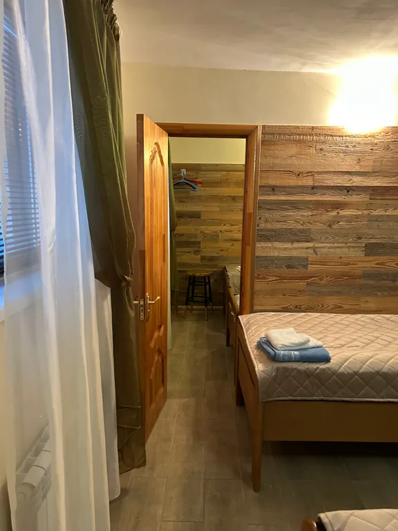 Домик с видом на санаторий