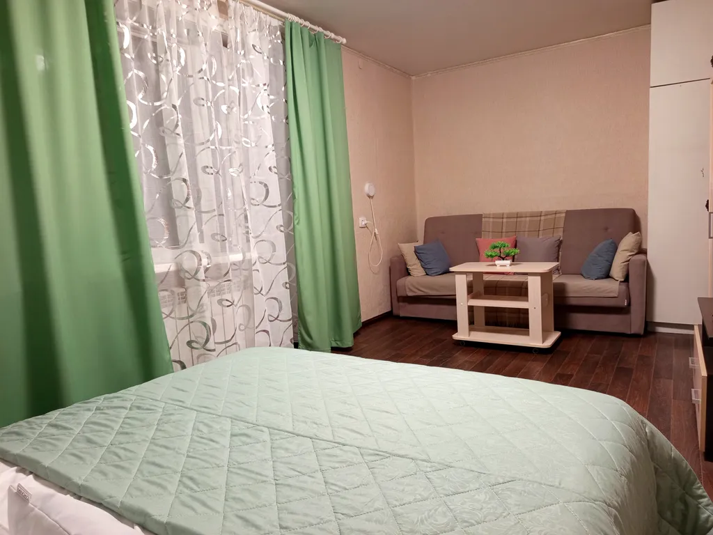 Квартира с панорамным видом на Горный воздух в центре города