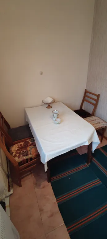 Четырёхместная Уютная 1-комнатная квартира