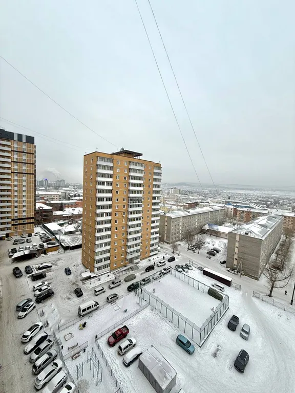 1-комнатная квартира в центре города, 13 этаж