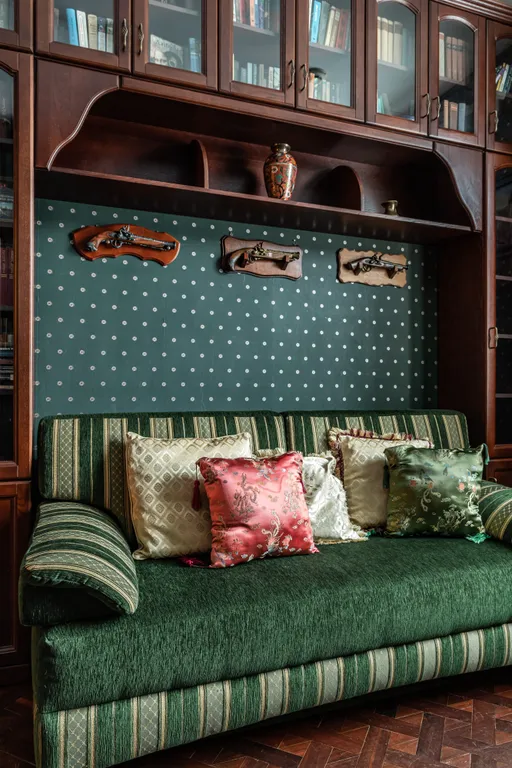 Квартира 4-комнатная квартира в центре с собственной парковкой — Москва